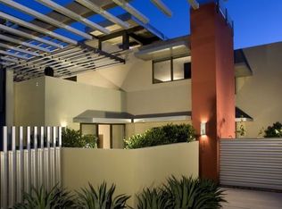 705 E Arenas Rd, Palm Springs, CA 92262