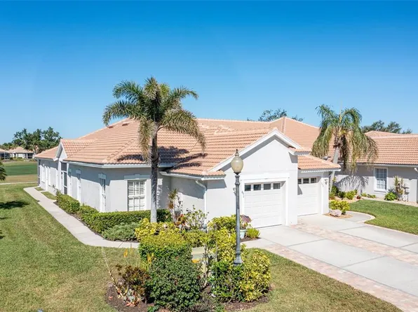 651 Back 9 Dr, Venice, FL 34285