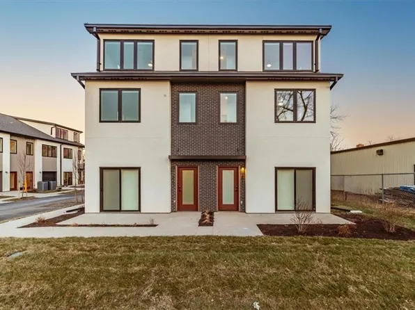 2907 Forest Ave #2911, Kansas City, MO 64109