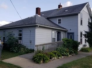 627 Fleming St #A, Howell, MI 48843