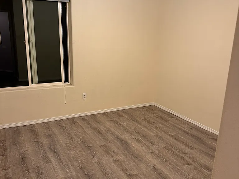17315 SE 23rd Way — Photo 5