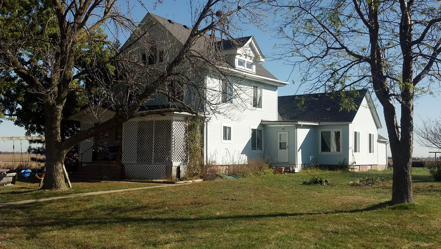4720 Prairie Rd photo 1