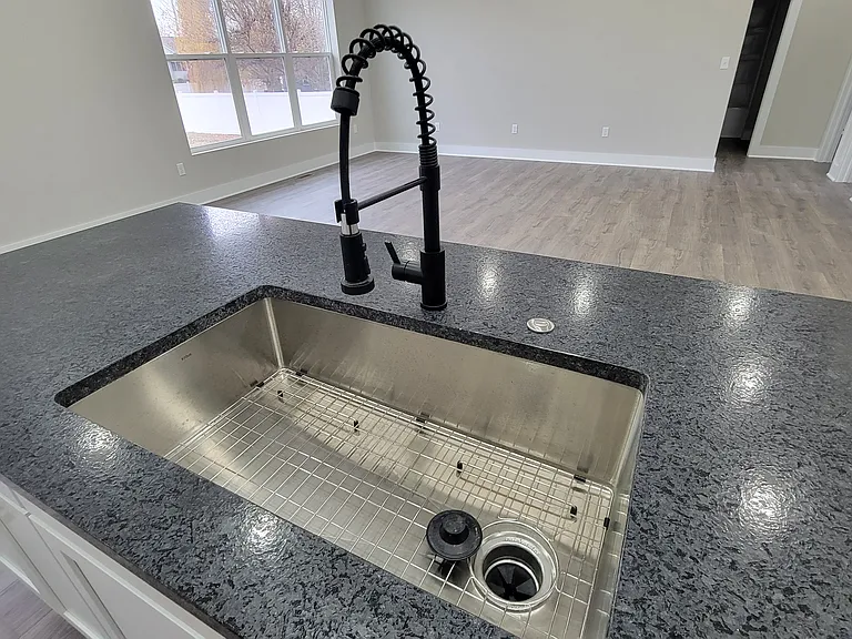 405 Sugar Maple Ln — Photo 9
