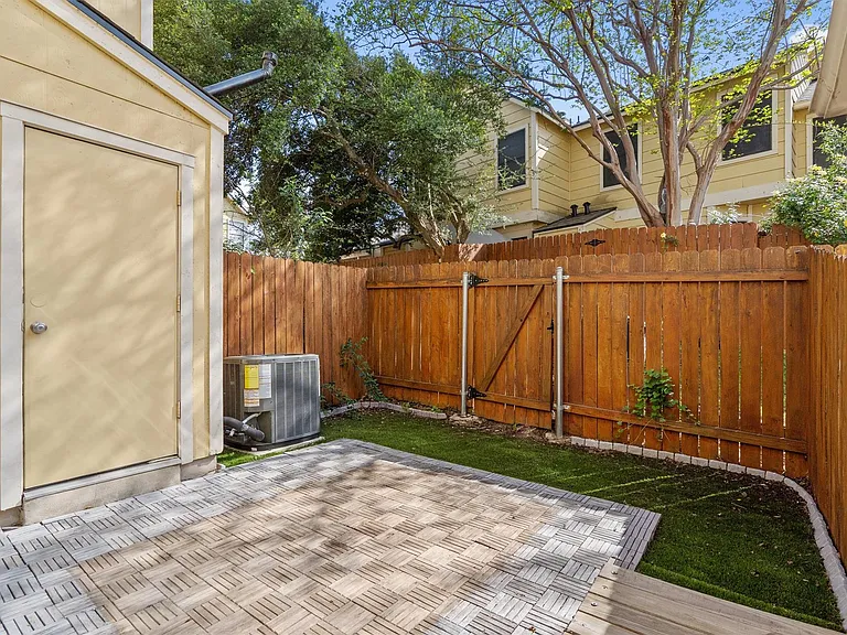11901 Swearingen Dr #105 — Photo 18