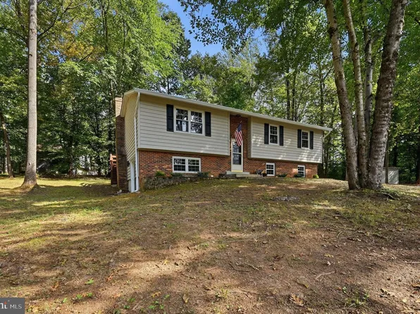 12025 Fair Hill Ln, Manassas, VA 20112