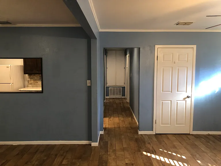 4030 King Richard Dr — Photo 5