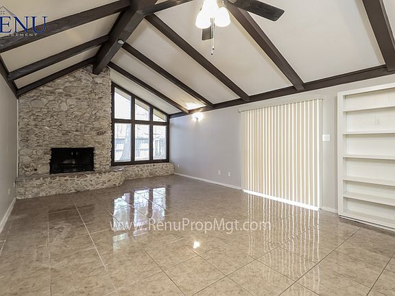 4th image of 1806 Robinhood St