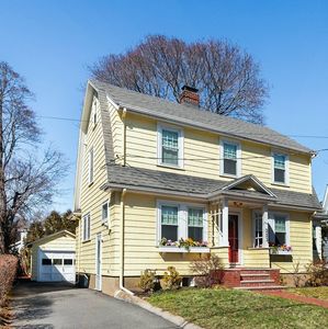 253 Pleasant St, Marblehead, MA, 01945