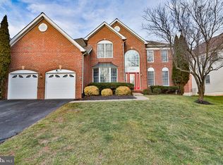 10507 Beechknoll Ln, Rockville, MD 20854