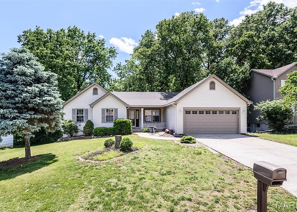 1st image of 3935 Rhine Ct