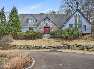 681 River Rd, Cos Cob, CT 06807