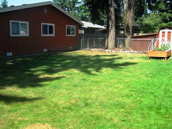 3rd image of 15213 25th Ave E