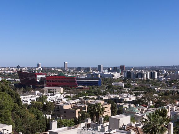 3rd image of 999 N Doheny Dr APT 808