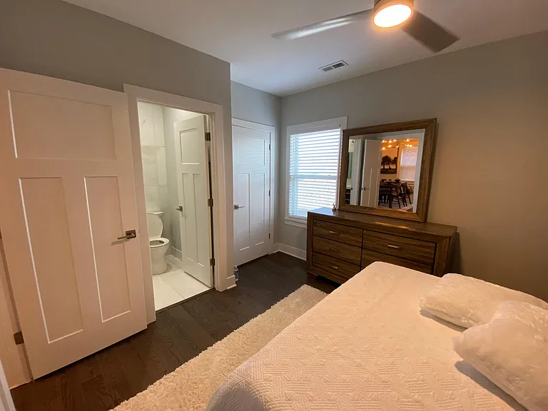 3147 N Ridgeway Ave #1 — Photo 6