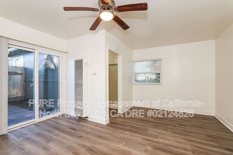 1st image of 2107B Montgomery Dr