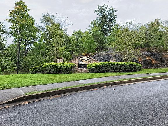 2nd image of 289 Coldwater Dr #289
