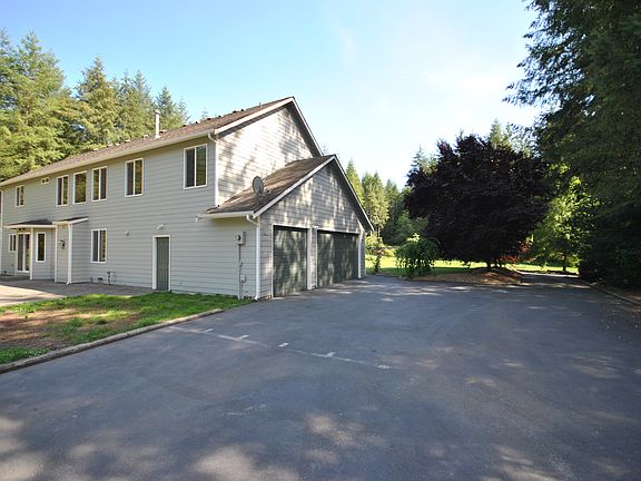 2nd image of 6927 215th Ave NE
