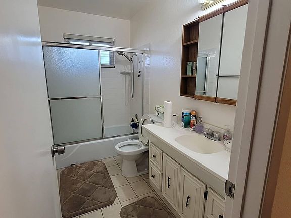 4th image of 4522A Arden Way