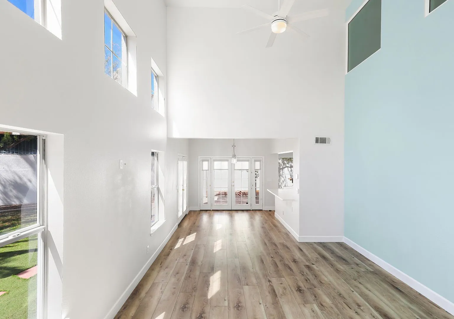 Beautiful Townhome 1st Floor Primary Suite Desert Shores Racquet Club — Photo 4