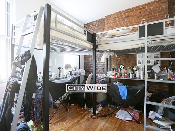 4th image of 337 E 13th St APT 14