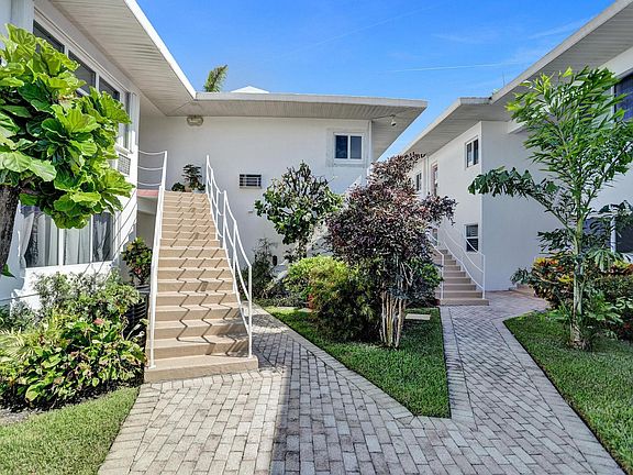 2nd image of 2720 Yacht Club Boulevard #8B