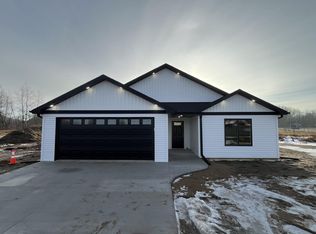 280 10th St, Lakeview, MI 48850