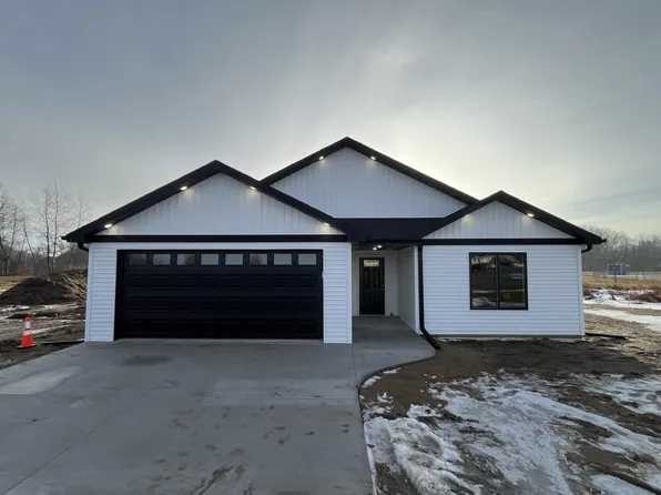 280 10th St, Lakeview, MI 48850