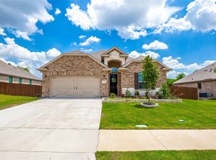 4046 Spring Grove Rd, Midlothian, TX 76065