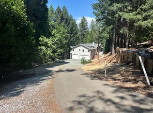 5801 Lupin Ln, Pollock Pines, CA 95726