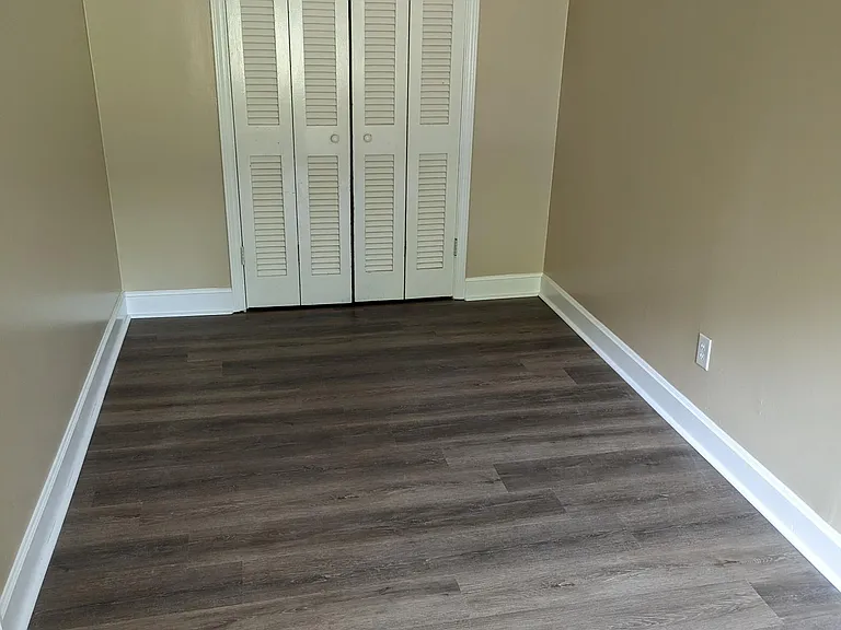 828 Crescent Dr — Photo 11