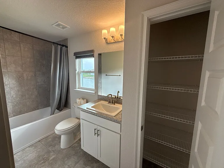 2107 Cartgate Ln — Photo 27