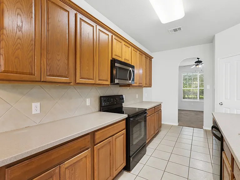 3703 Majestic Sage — Photo 12