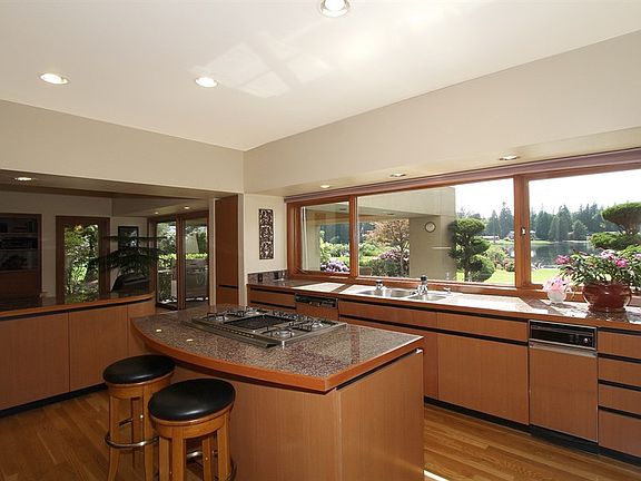 5th image of 31155 E Lake Morton Dr SE