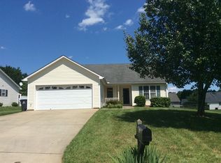 135 Crossfield Ridge Ct, Winston Salem, NC 27127