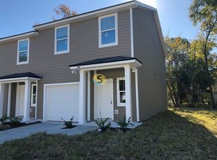 7606 Rain Forest Dr N, Jacksonville, FL 32277