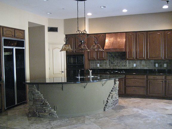 5th image of 10929 N 140th Way