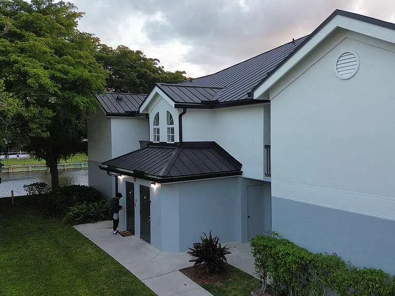 7670 Westwood Dr #720 — Photo 19