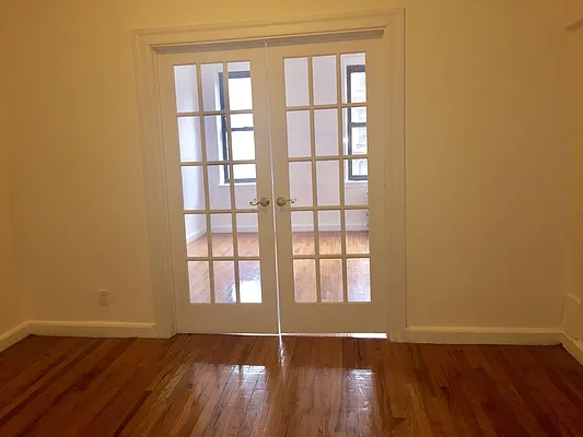 Rented by Warren T Real Estate Corp. | media 6