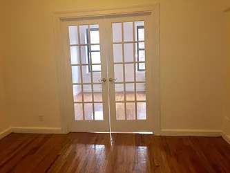 Rented by Warren T Real Estate Corp.