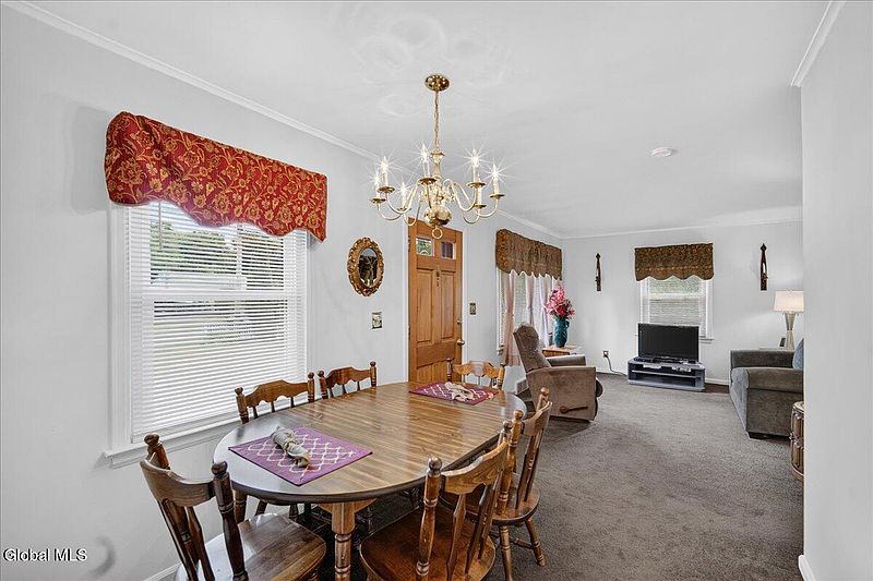 5th image of 203 Heckeler Drive