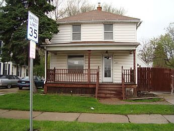 1st image of 29 S Gratiot Ave