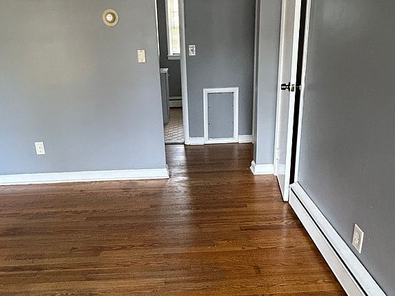4th image of 27 Prospect Ave
