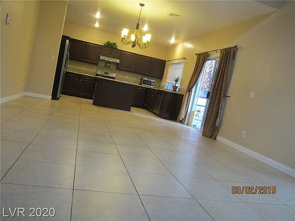 4th image of 2041 Shining Feather Ln