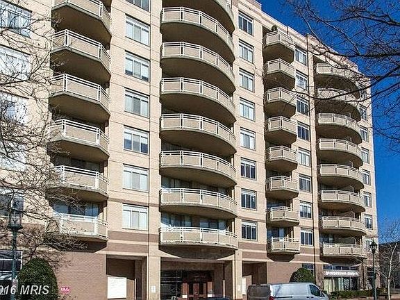 3rd image of 4801 Fairmont Ave APT 601