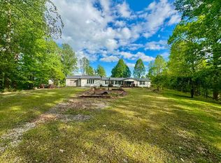 185 Lion Frk, Spencer, WV 25276