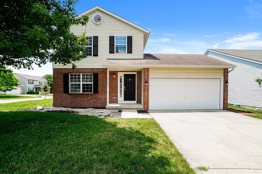 3 bed, 2.5 bath, 1452 sqft, $2,320 — Photo 1