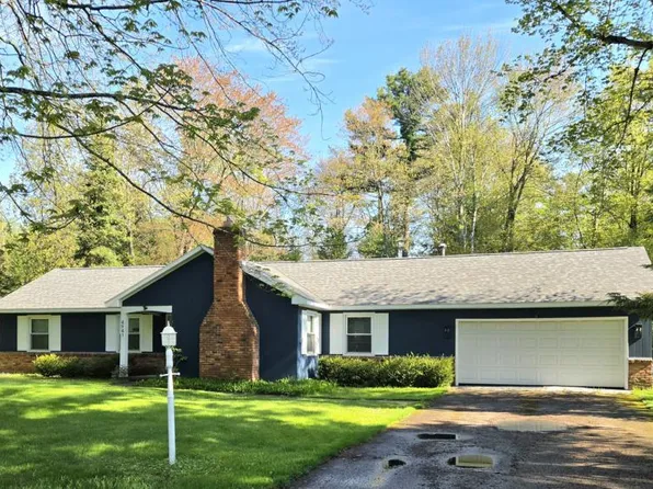 4941 Aaron Dr, Oscoda, MI 48750