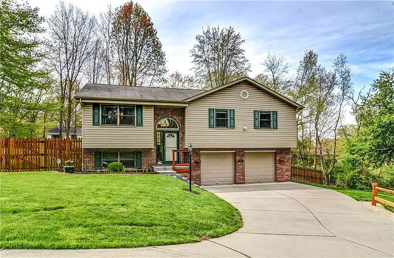2572 Mulberry Ln photo 1