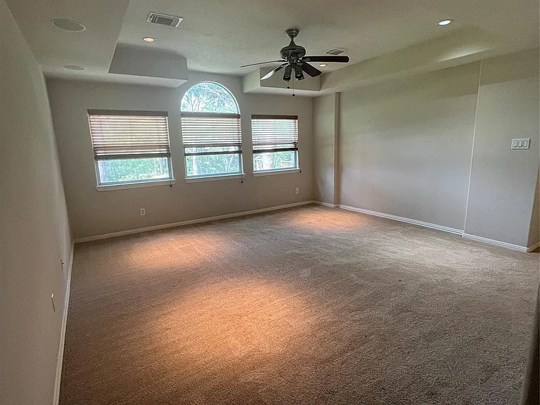 24319 Bay Hill Blvd — Photo 8