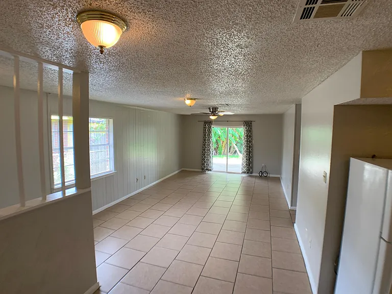 2658 Tifton Ave — Photo 3